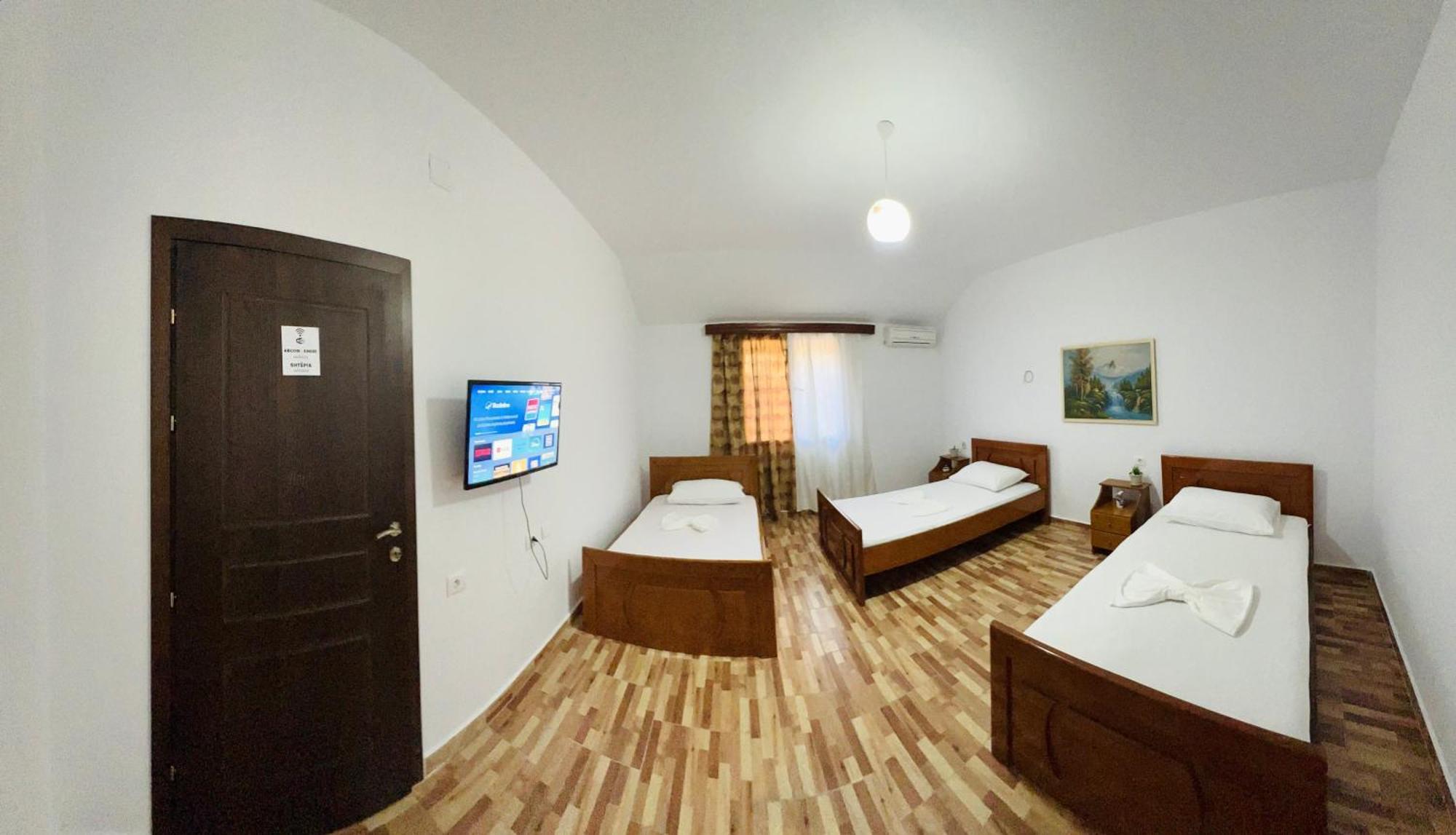 Villa Ensalv Berat - Apartment - Room - Penthouse Cameră foto