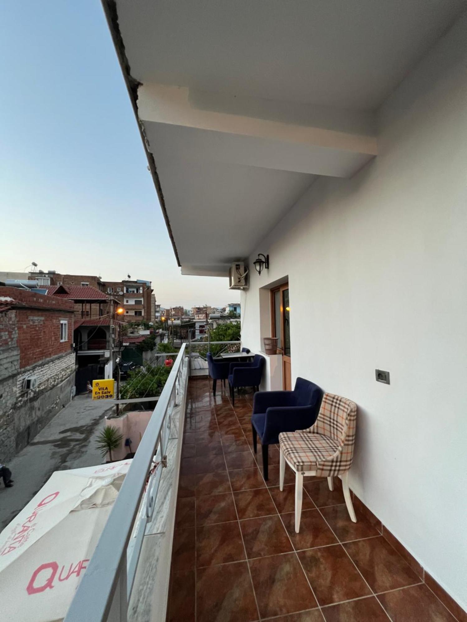 Villa Ensalv Berat - Apartment - Room - Penthouse Cameră foto